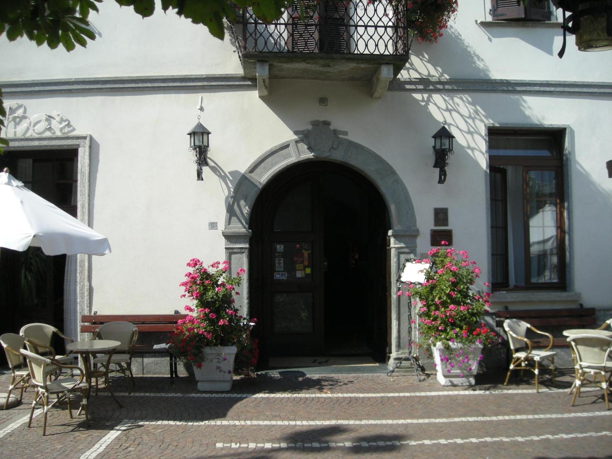 Hotel Ristorante Combolo Teglio Luaran gambar